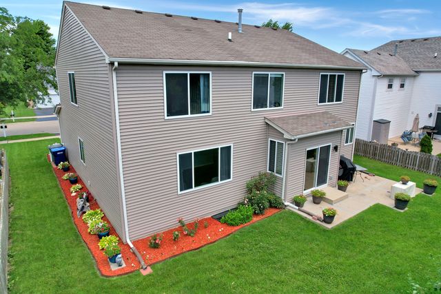 2955 Shetland Lane, Montgomery, IL 60538