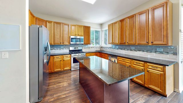 2955 Shetland Lane, Montgomery, IL 60538