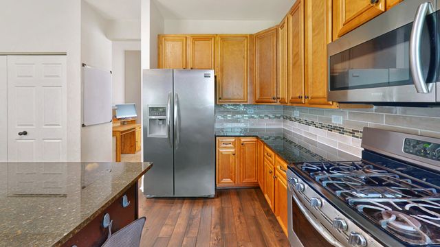 2955 Shetland Lane, Montgomery, IL 60538