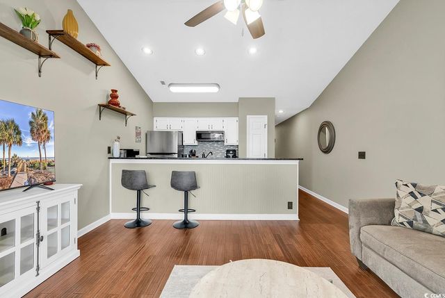 549 White River Dr Unit 14H, Myrtle Beach, SC 29579