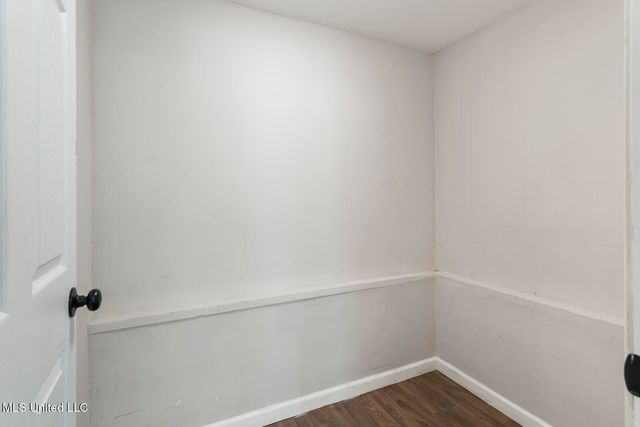 554 Launcelot Road, Jackson, MS 39206