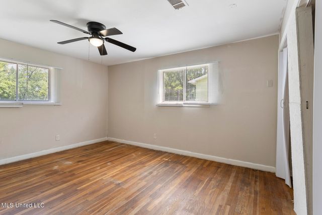 554 Launcelot Road, Jackson, MS 39206