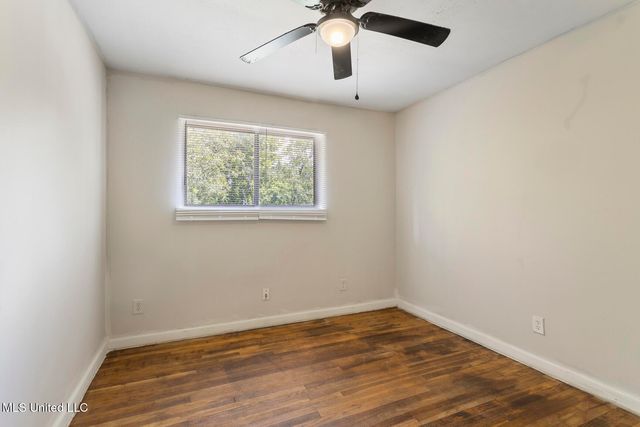 554 Launcelot Road, Jackson, MS 39206