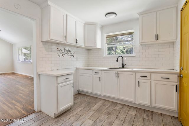 554 Launcelot Road, Jackson, MS 39206