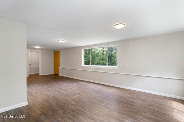 554 Launcelot Road, Jackson, MS 39206