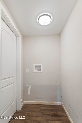 554 Launcelot Road, Jackson, MS 39206