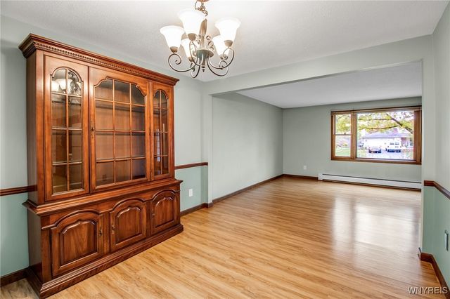 705 Powell Lane, Lewiston, NY 14092