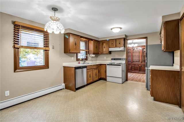 705 Powell Lane, Lewiston, NY 14092