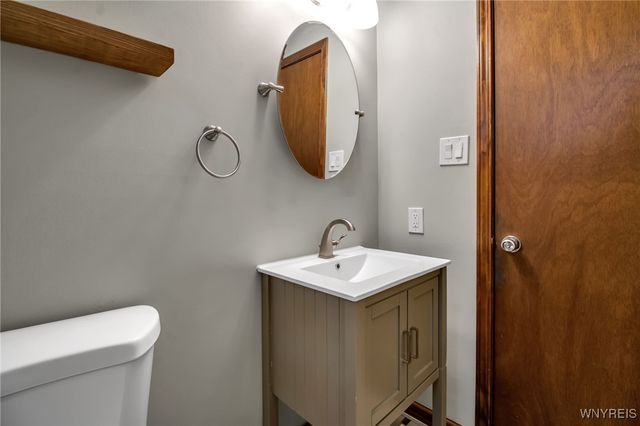 705 Powell Lane, Lewiston, NY 14092