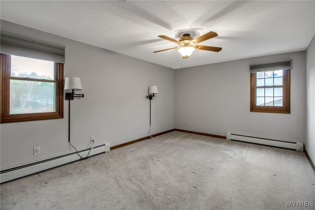 705 Powell Lane, Lewiston, NY 14092