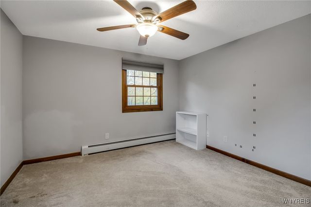 705 Powell Lane, Lewiston, NY 14092