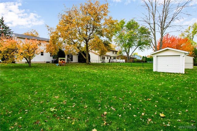 705 Powell Lane, Lewiston, NY 14092