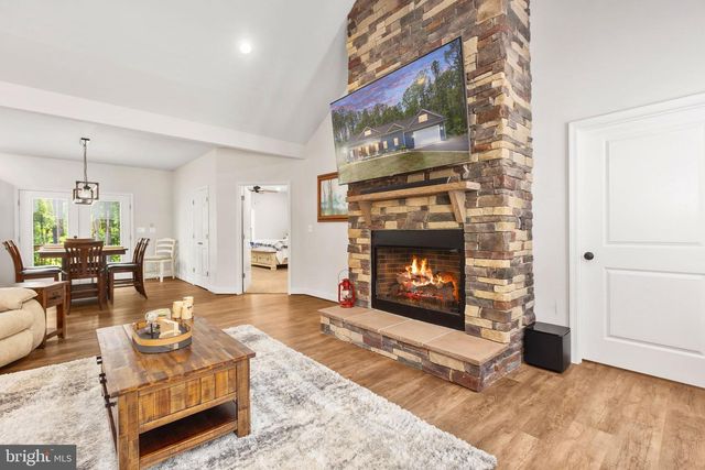 1098 LAKE FOREST DR, Mineral, VA 23117
