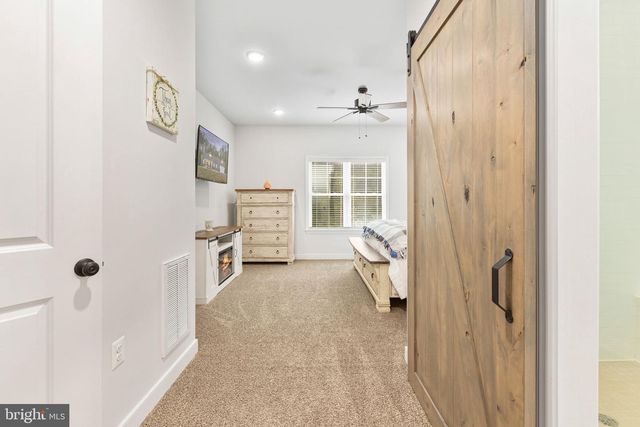 1098 LAKE FOREST DR, Mineral, VA 23117