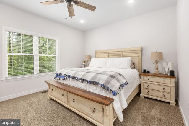 1098 LAKE FOREST DR, Mineral, VA 23117