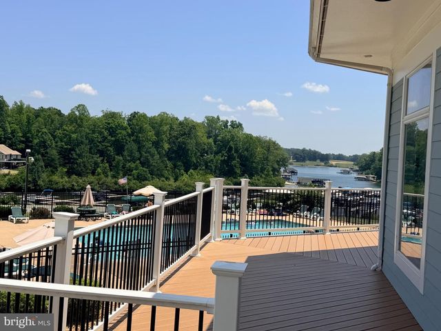 1098 LAKE FOREST DR, Mineral, VA 23117
