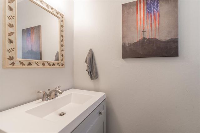 121 W Ridge Road, Norman, OK 73069