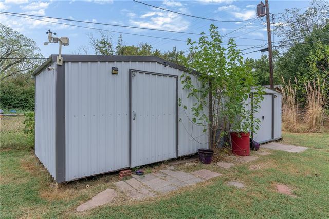 121 W Ridge Road, Norman, OK 73069