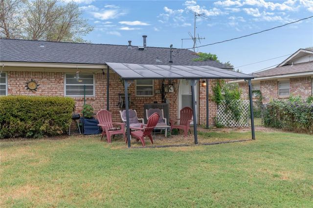 121 W Ridge Road, Norman, OK 73069