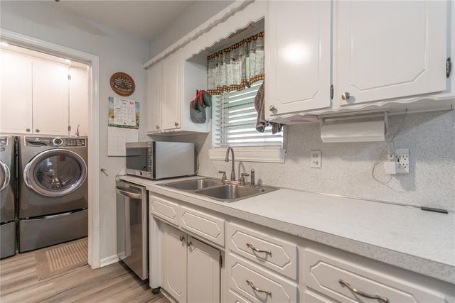 121 W Ridge Road, Norman, OK 73069
