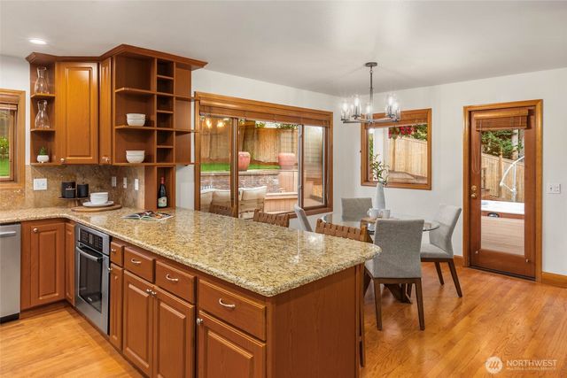 4651 171st Avenue SE, Bellevue, WA 98006