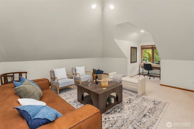 4651 171st Avenue SE, Bellevue, WA 98006