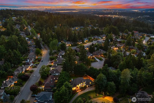 4651 171st Avenue SE, Bellevue, WA 98006