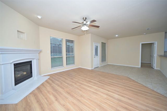 410 Red Sage Lane, Duncanville, TX 75137