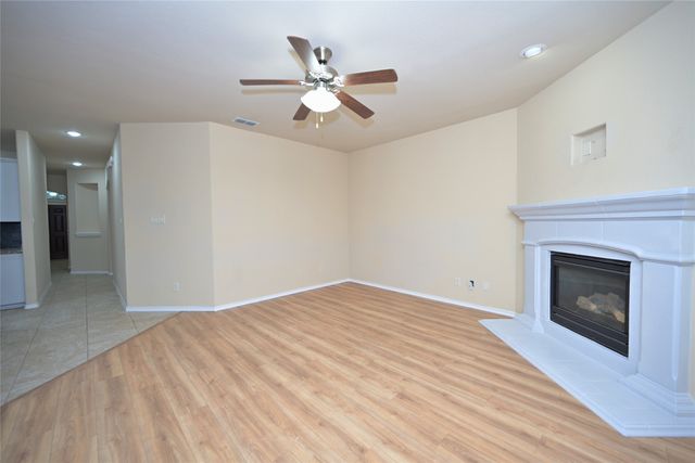 410 Red Sage Lane, Duncanville, TX 75137