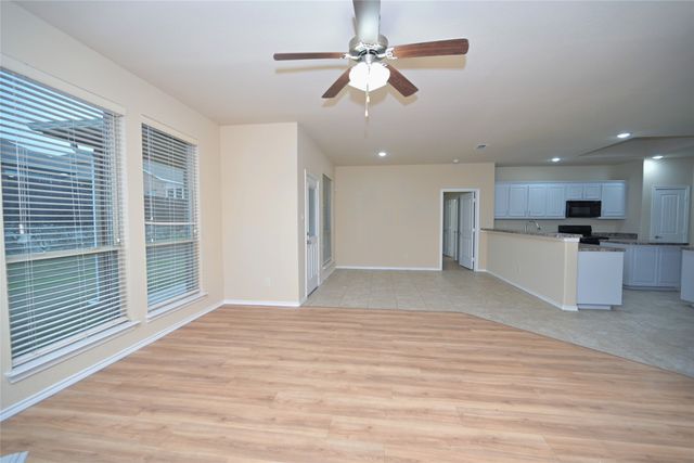 410 Red Sage Lane, Duncanville, TX 75137