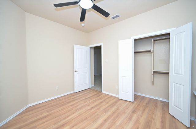 410 Red Sage Lane, Duncanville, TX 75137