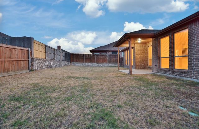 410 Red Sage Lane, Duncanville, TX 75137