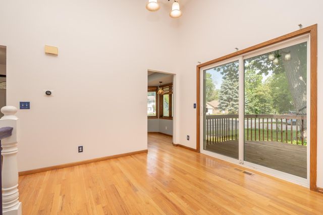 5606 W 132nd St., Savage, MN 55378