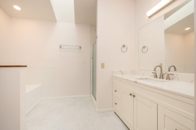 5606 W 132nd St., Savage, MN 55378