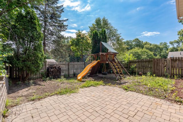 5606 W 132nd St., Savage, MN 55378
