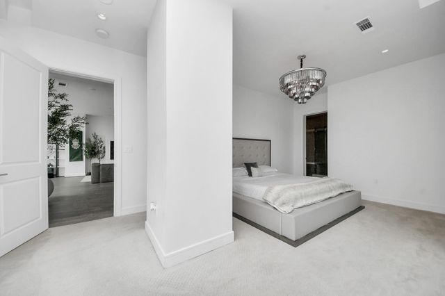 4521 San Felipe Street 1904, Houston, TX 77027