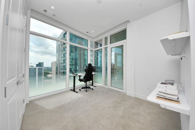 4521 San Felipe Street 1904, Houston, TX 77027