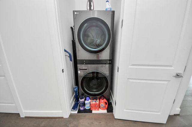 4521 San Felipe Street 1904, Houston, TX 77027