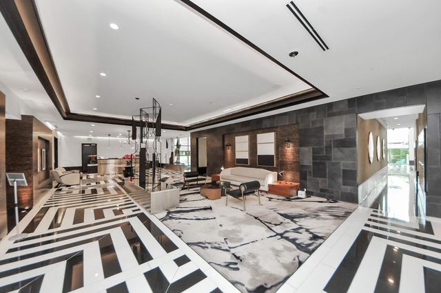 4521 San Felipe Street 1904, Houston, TX 77027