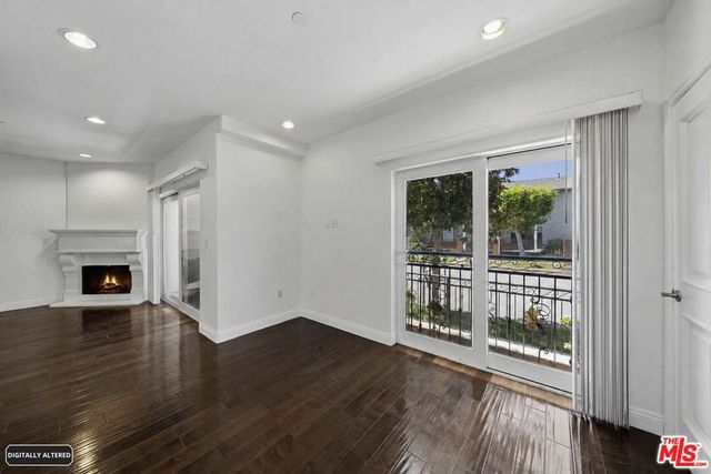 4376 ETHEL Avenue 102, Studio City, CA 91604