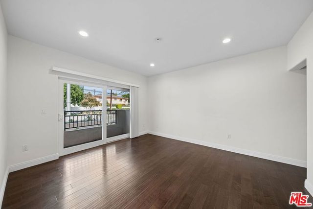 4376 ETHEL Avenue 102, Studio City, CA 91604