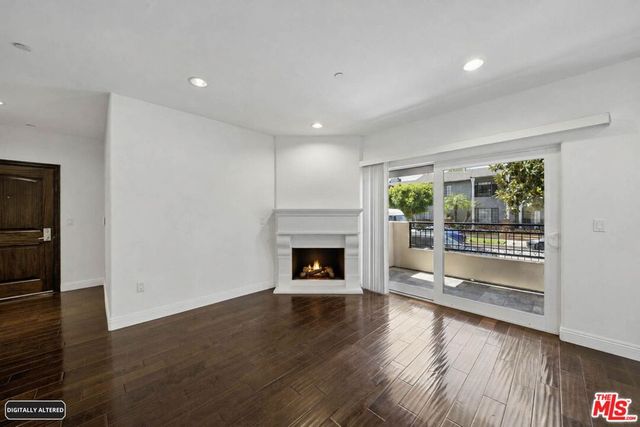 4376 ETHEL Avenue 102, Studio City, CA 91604