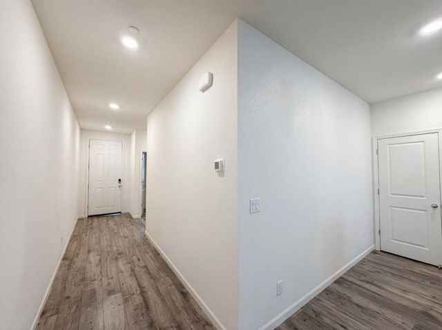 15385 Trolley St, Lathrop, CA 95330