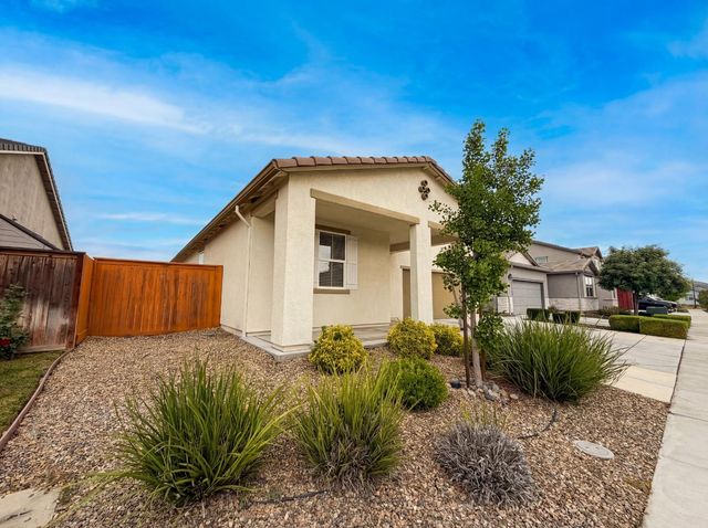 15385 Trolley St, Lathrop, CA 95330