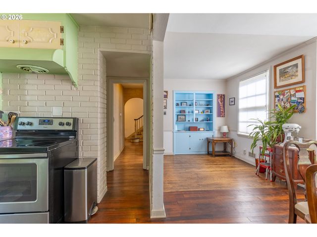 690 ELECTRIC Ave Se, Salem, OR 97302