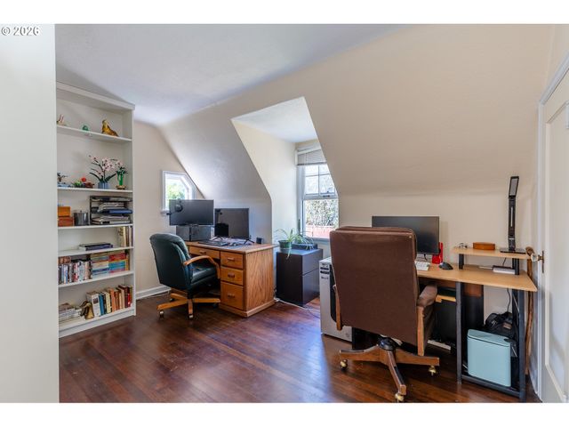 690 ELECTRIC Ave Se, Salem, OR 97302