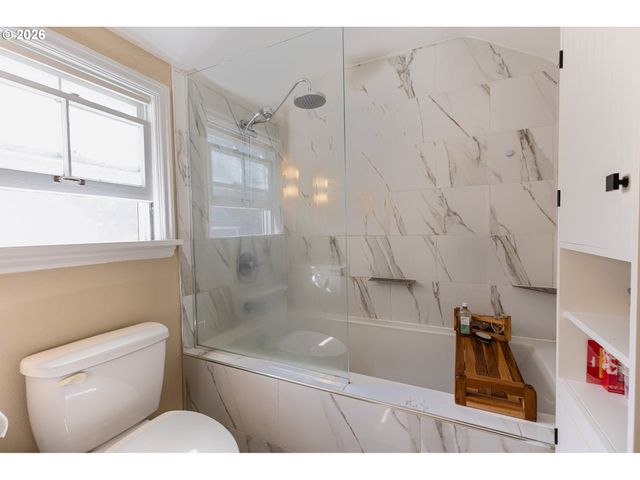 690 ELECTRIC Ave Se, Salem, OR 97302