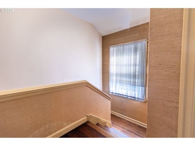 690 ELECTRIC Ave Se, Salem, OR 97302