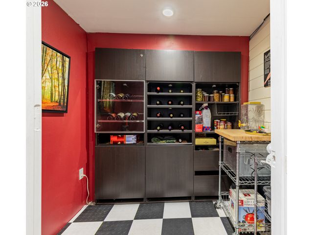 690 ELECTRIC Ave Se, Salem, OR 97302