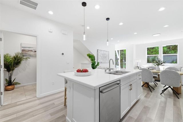 351 Charles Morris Terrace, Sunnyvale, CA 94085